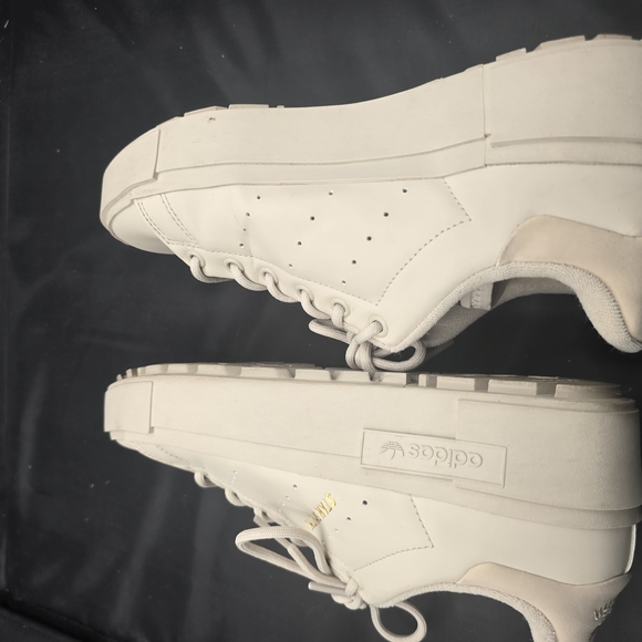 Adidas Off-White Casual Sneakers - Picture 1 of 8